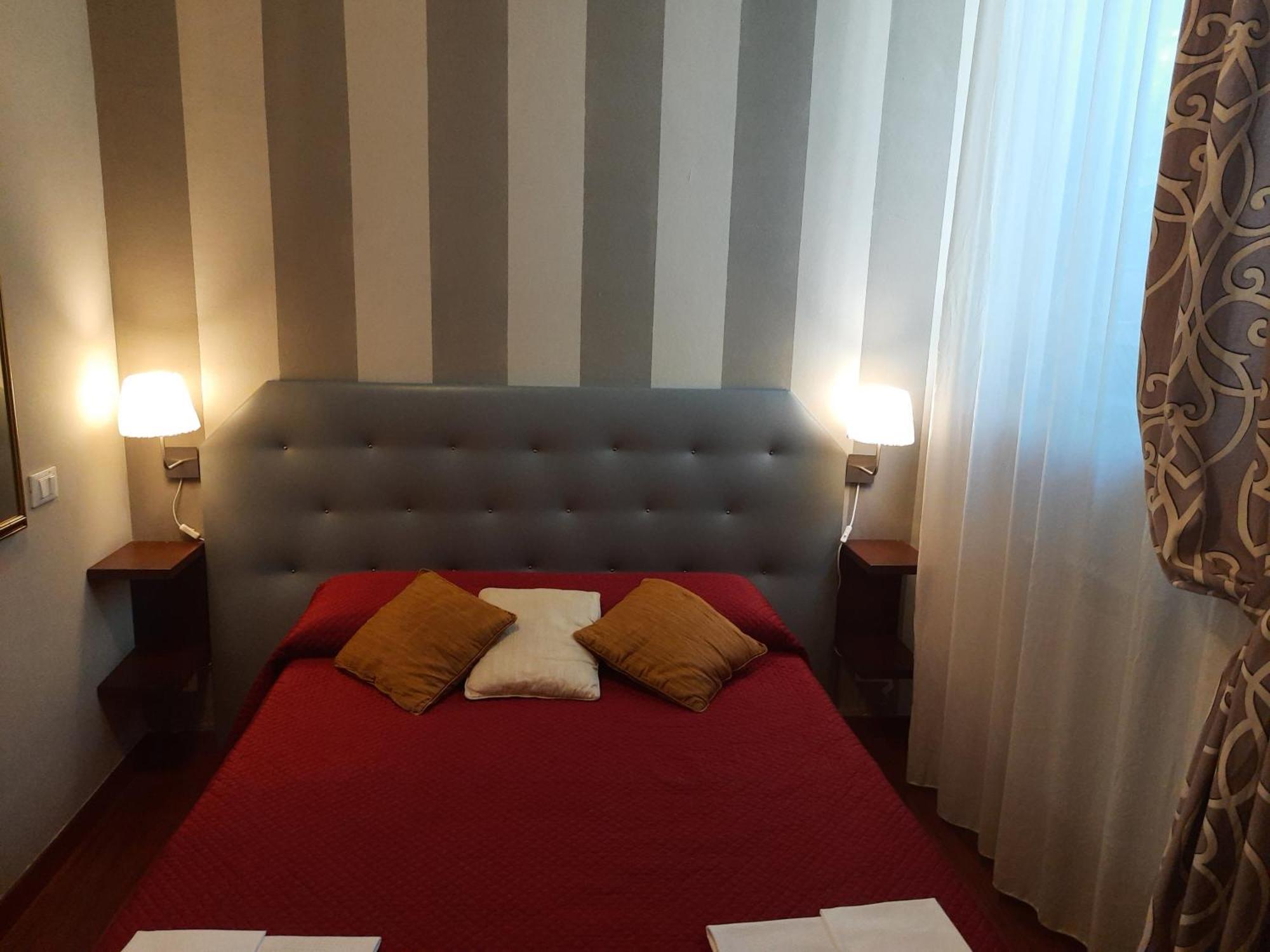 La Colonna Hotel Lucca Room photo
